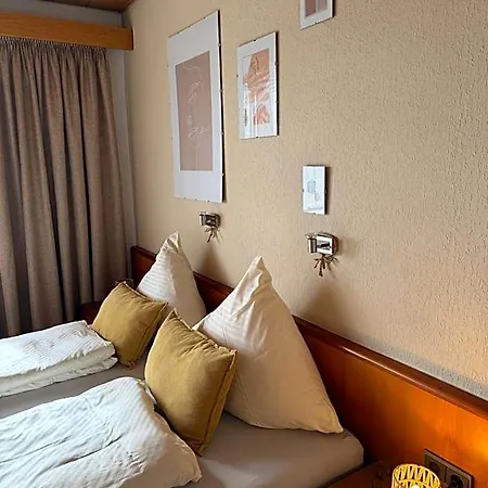 Garni Sebastian Otel Edenkoben